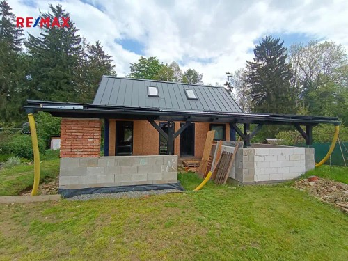 Prodej chaty 44 m², pozemek 923 m²