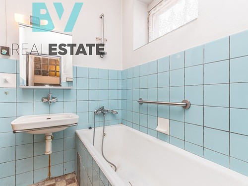 Prodaný dům 300 m², pozemek 665 m²