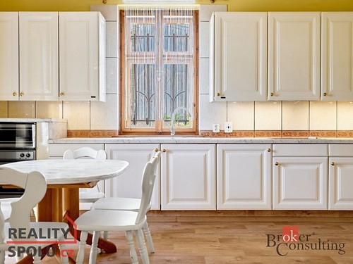 Prodaný dům 200 m², pozemek 1092 m²