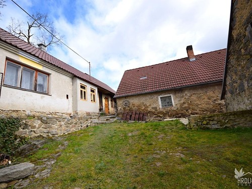 Prodaná chalupa 55 m², pozemek 6146 m²