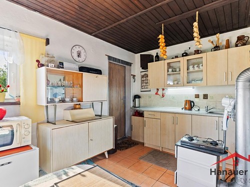 Prodaná chata 40 m², pozemek 494 m²