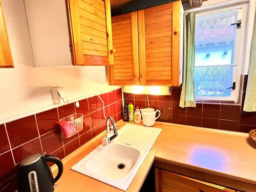 Prodaná chata 60 m², pozemek 370 m²