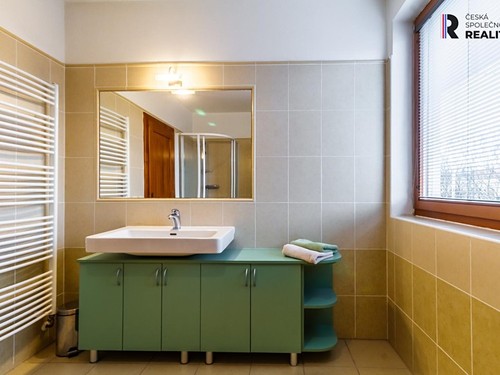 Prodaná  vila 298 m², pozemek 542 m²