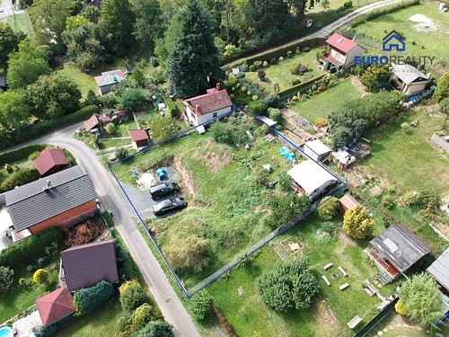 Prodaná chata 16 m², pozemek 688 m²