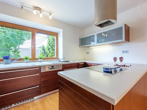 Prodaný dům 200 m², pozemek 350 m²