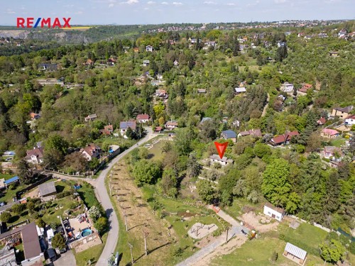 Prodej stavebního pozemku 1537 m²