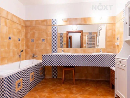 Prodej domu 300 m², pozemek 1830 m²