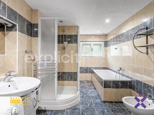 Prodej domu 159 m², pozemek 1255 m²