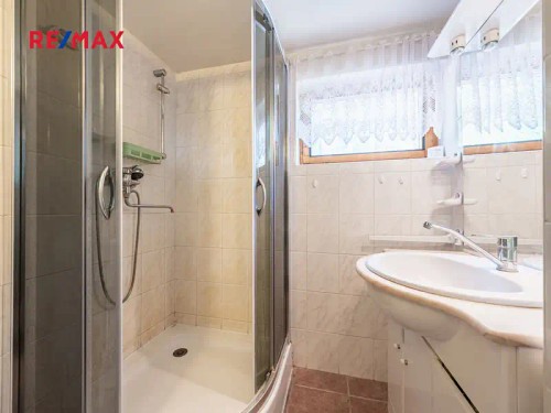 Prodaná chata 60 m², pozemek 961 m²
