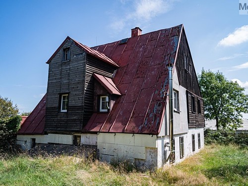 Prodej domu 2300 m², pozemek 2325 m²