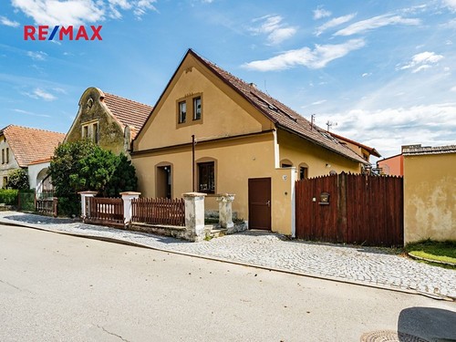 Prodaný dům 252 m², pozemek 748 m²