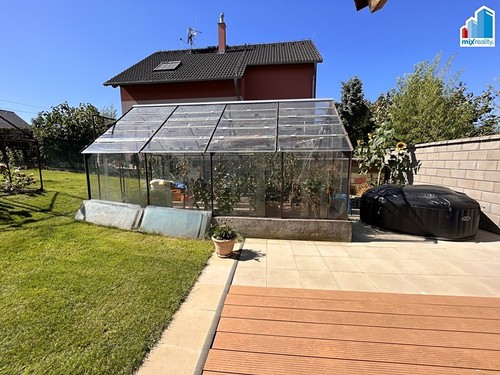 Prodaná chata 60 m², pozemek 396 m²