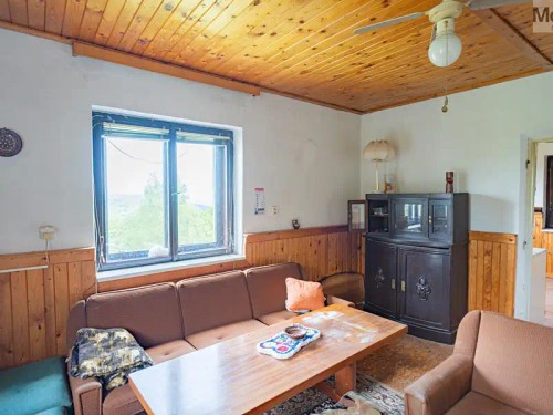 Prodej domu 320 m², pozemek 2201 m²