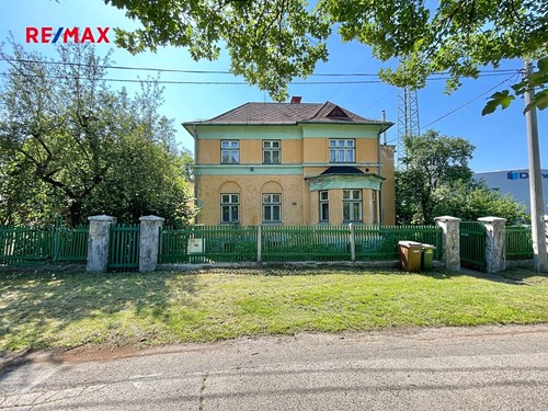 Prodaná vila 214 m², pozemek 1031 m²
