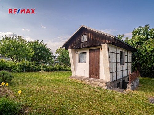 Prodaná chata 24 m², pozemek 384 m²