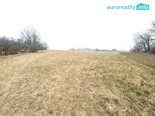 Prodej stavebního pozemku 10576 m²
