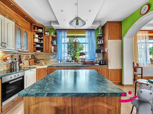 Prodaný dům 350 m², pozemek 1139 m²