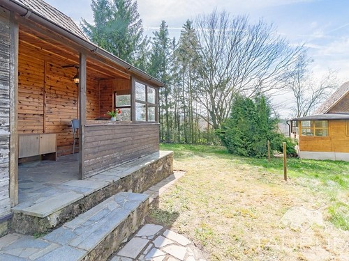 Prodaná chata 45 m², pozemek 542 m²