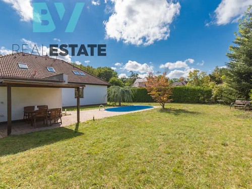 Prodaný dům 345 m², pozemek 1944 m²