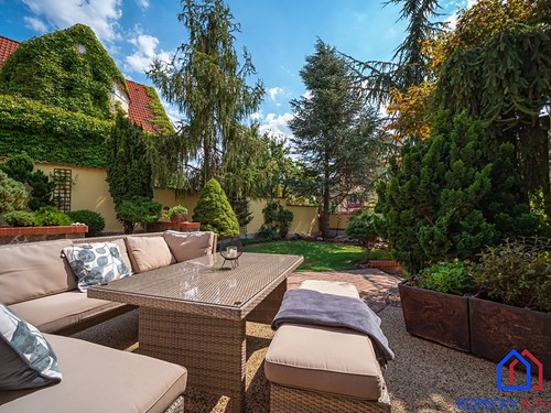 Prodaná vila 468 m², pozemek 1000 m²