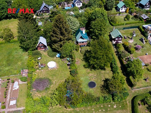 Prodaná chata 42 m², pozemek 689 m²
