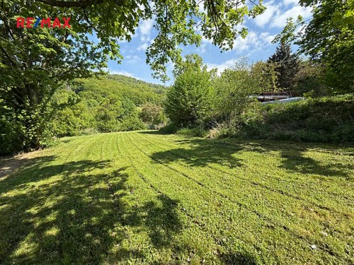 Prodej stavebního pozemku 1249 m²