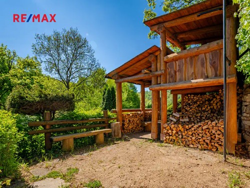 Prodaná  chata 70 m², pozemek 591 m²