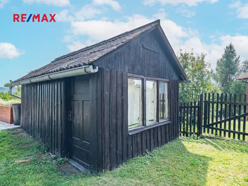 Prodaná chata 60 m², pozemek 961 m²