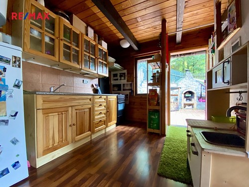 Prodaná chata 35 m², pozemek 270 m²