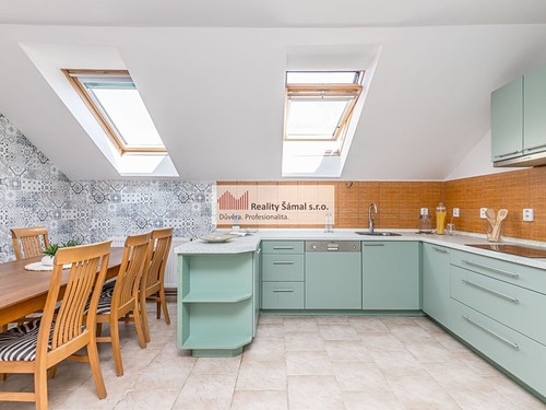 Prodaný dům 262 m², pozemek 895 m²