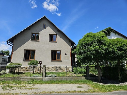 Prodaný dům 195 m², pozemek 828 m²