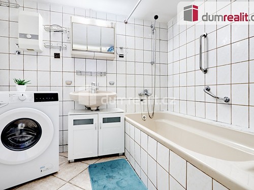 Prodaný dům 203 m², pozemek 891 m²