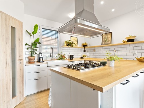 Prodaný dům 137 m², pozemek 2376 m²