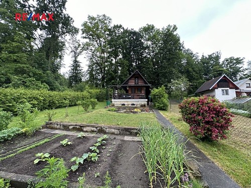 Prodaná chata 60 m², pozemek 926 m²