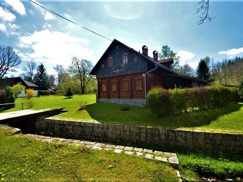 Prodaná chalupa 210 m², pozemek 2383 m²