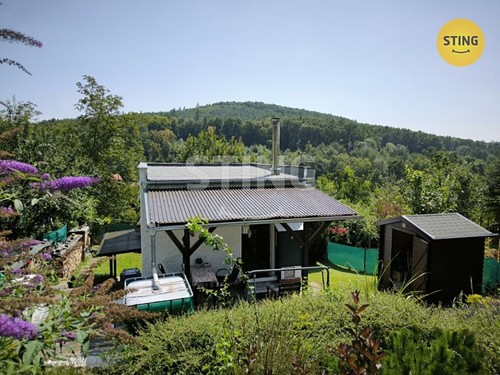 Prodaná chata 30 m², pozemek 433 m²