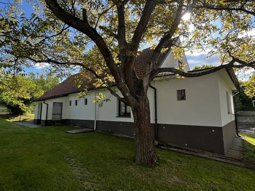 Prodej domu 200 m², pozemek 3821 m²