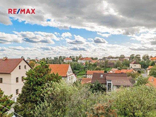 Prodaný  dům 315 m², pozemek 1926 m²