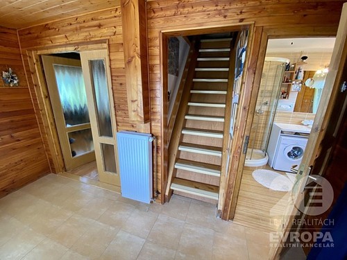 Prodaná chata 141 m², pozemek 912 m²