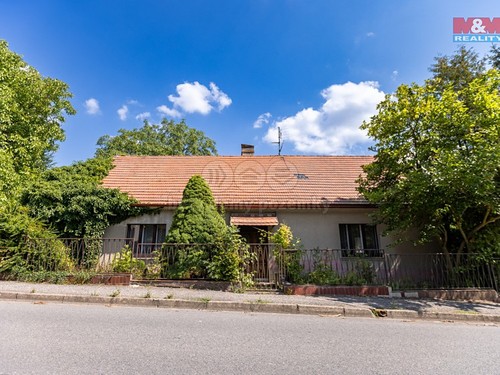 Prodaný dům 100 m², pozemek 2693 m²