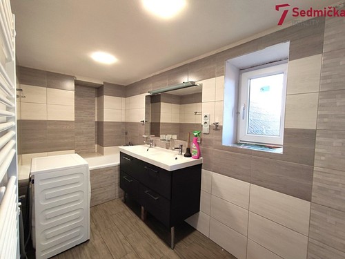 Prodaná zemědělská usedlost 340 m², pozemek 3116 m²