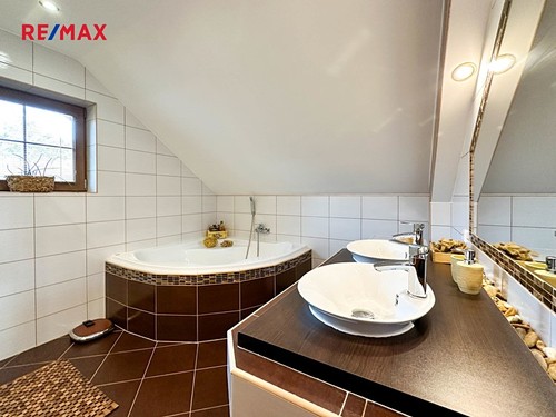Prodaný dům 195 m², pozemek 848 m²