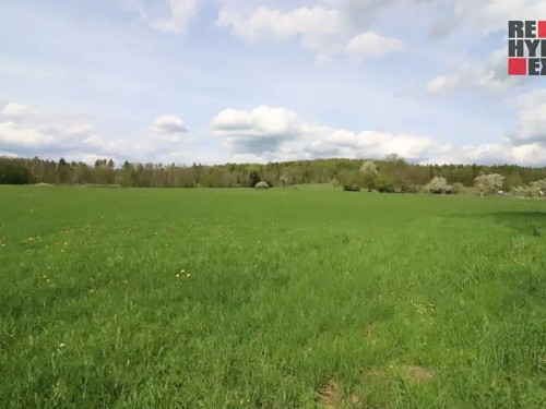 Prodej stavebního pozemku 2291 m²