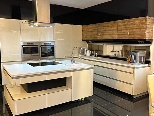 Prodej domu 176 m², pozemek 1648 m²
