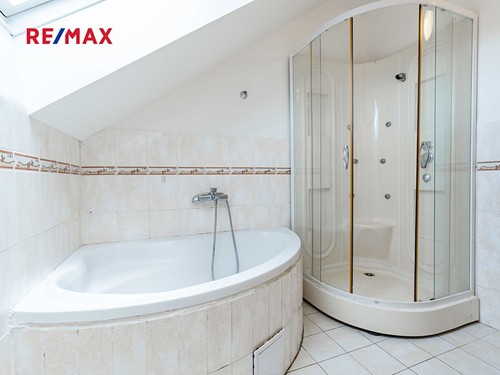 Prodaný dům 182 m², pozemek 1009 m²