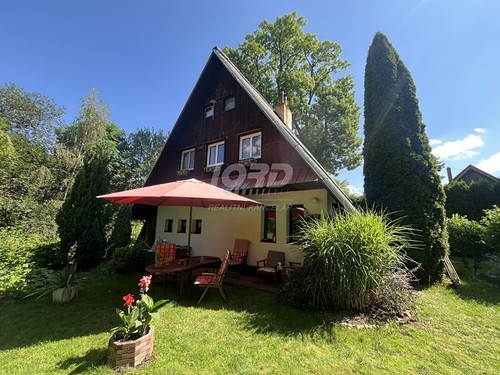 Prodaná chata 100 m², pozemek 415 m²