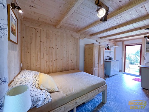 Prodej stavebního pozemku 1869 m²