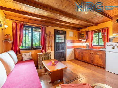 Prodaná chata 45 m², pozemek 330 m²