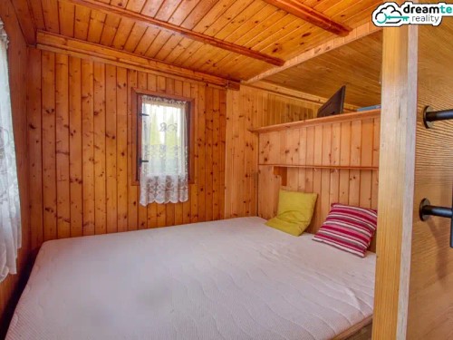 Prodaná chata 50 m², pozemek 348 m²