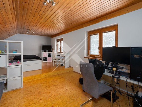 Prodaný dům 202 m², pozemek 2398 m²